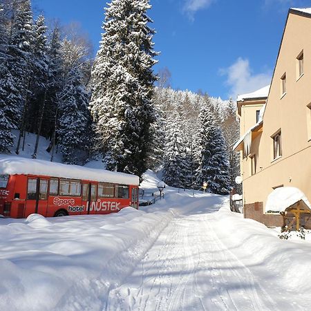 Sporthotel Můstek Jáchymov Buitenkant foto