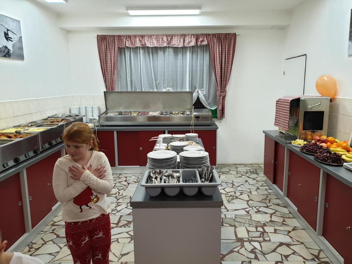Sporthotel Můstek Jáchymov Buitenkant foto